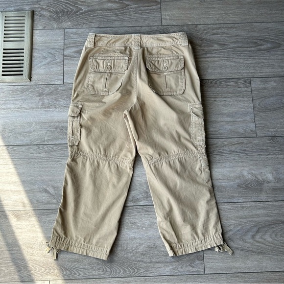 Eddie Bauer Khaki Cargo Capri Pants - Picture 9 of 11